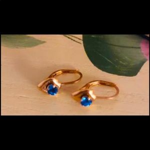 14k earrings with real sapphire gemstone